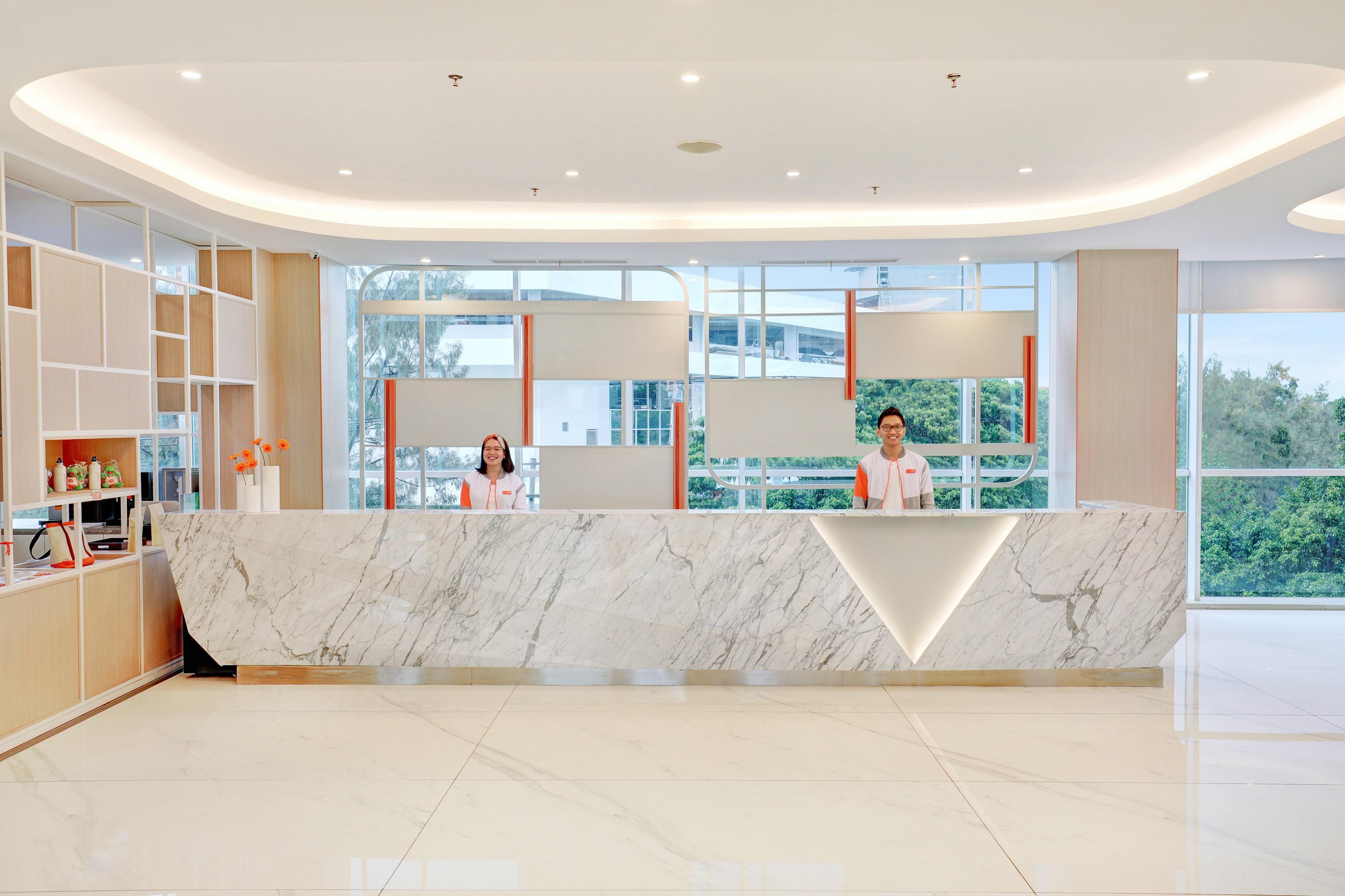 Harris & Conventions Bundaran Satelit 4*