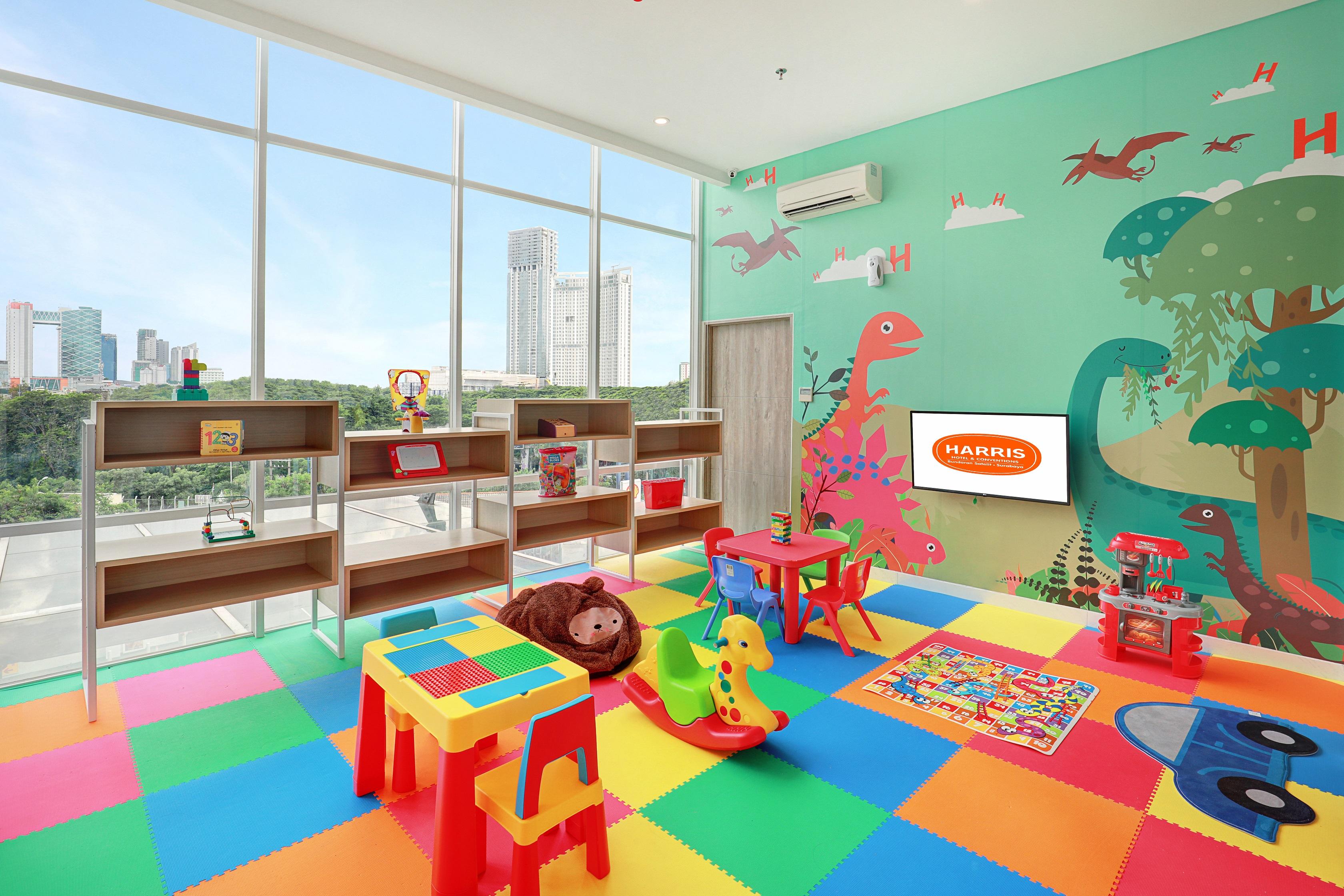 Hotel Harris & Conventions Bundaran Satelit 4*